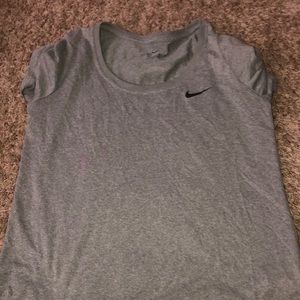 nike t-shirt